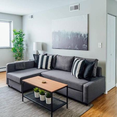 1Br Stylish Apartment, Perfect For Getaway - Oakdale 201 시카고 외부 사진